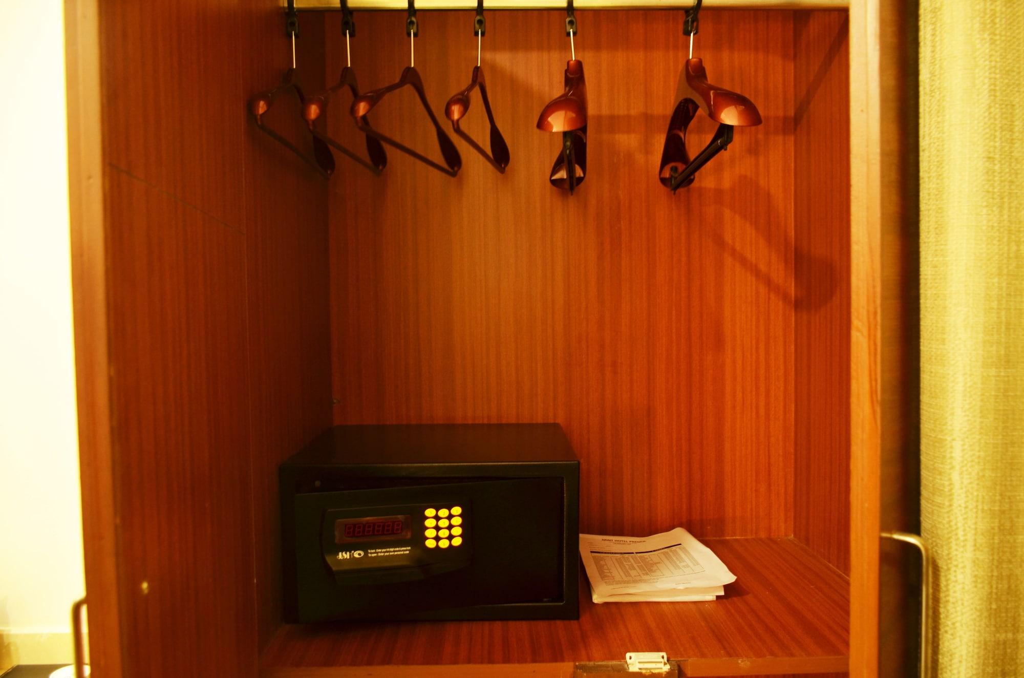 Mint Hotel Premia Chandigarh, Zirakpur Exterior foto