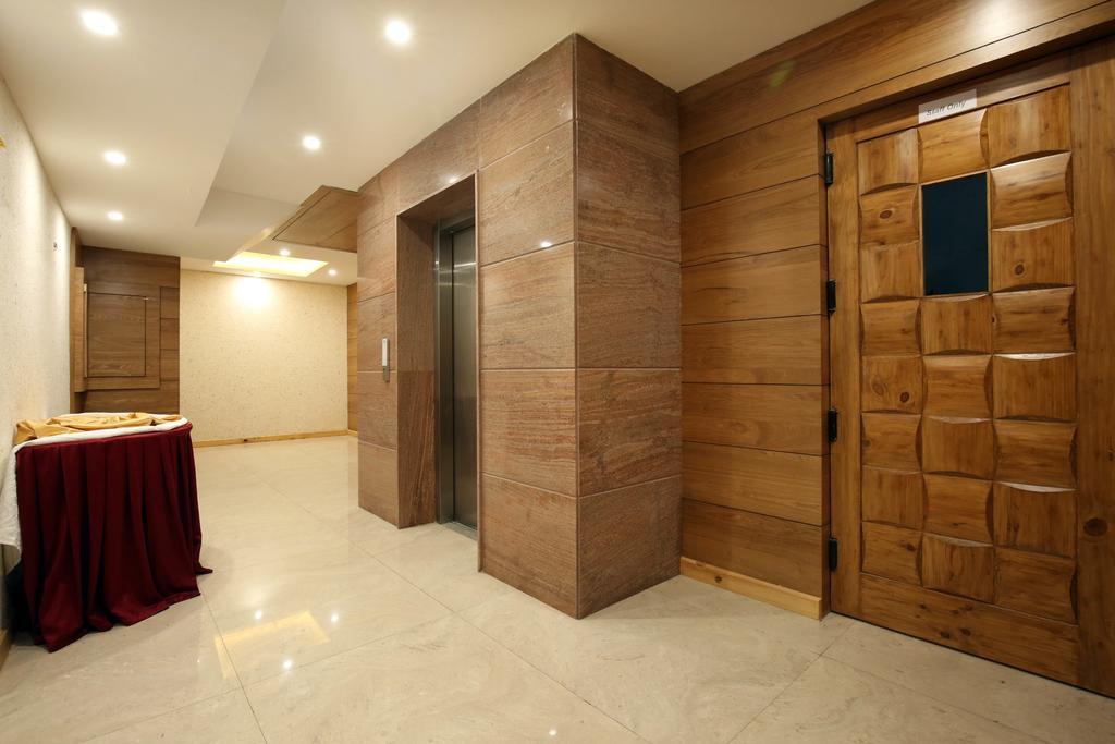 Mint Hotel Premia Chandigarh, Zirakpur Exterior foto